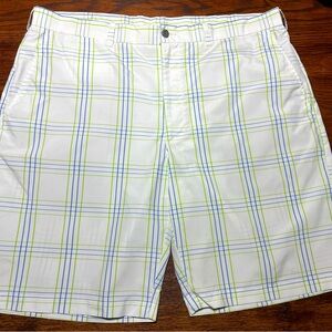 Ben Hogan Performance Golf Shorts Size 38 White Blue Green Plaid Flat Front